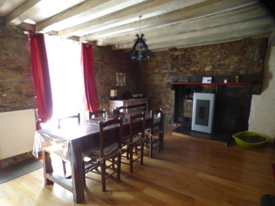 Maison Familiale Pour 8 Saint-Aventin Екстериор снимка