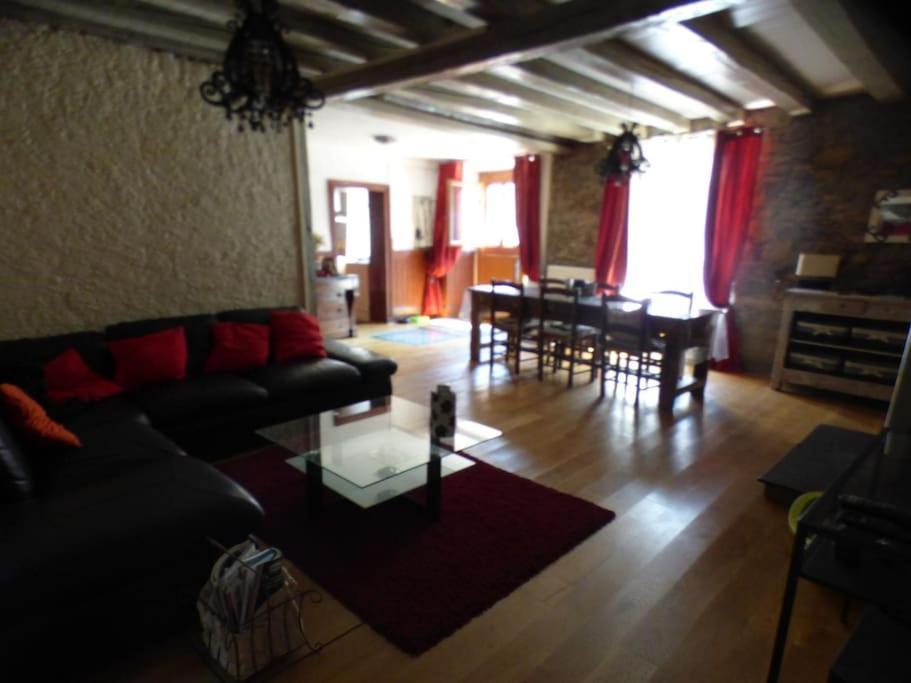 Maison Familiale Pour 8 Saint-Aventin Екстериор снимка
