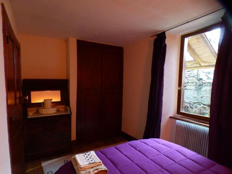 Maison Familiale Pour 8 Saint-Aventin Екстериор снимка