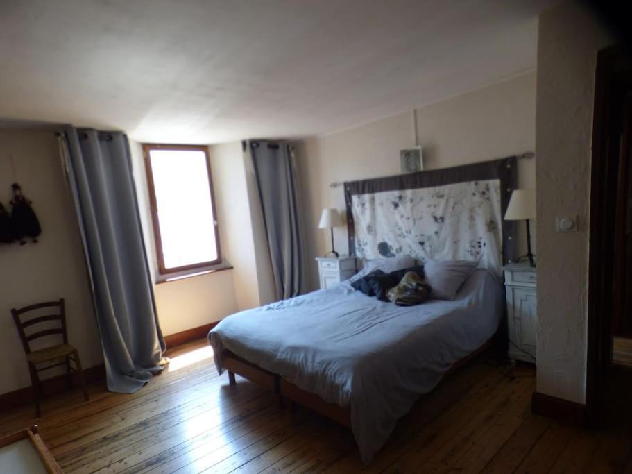 Maison Familiale Pour 8 Saint-Aventin Екстериор снимка