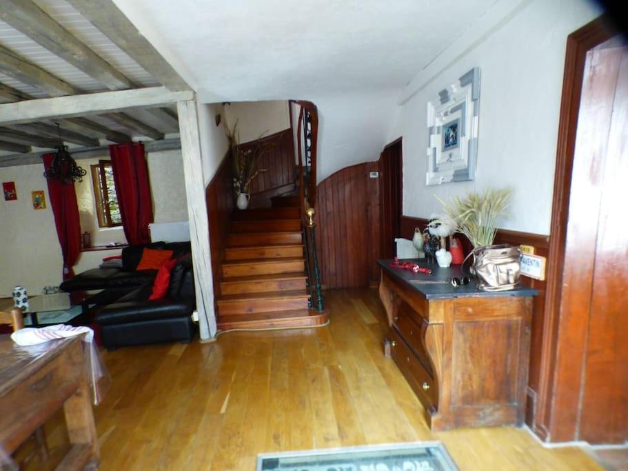 Maison Familiale Pour 8 Saint-Aventin Екстериор снимка