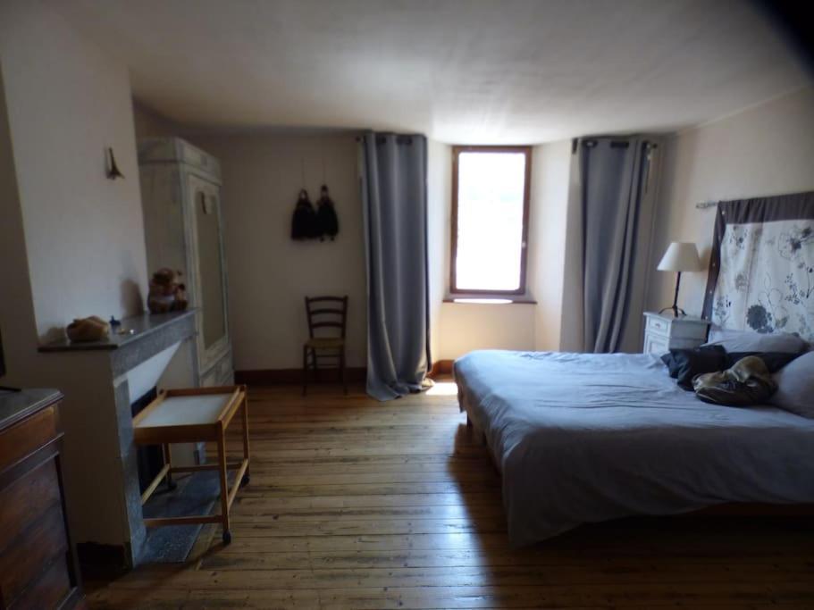 Maison Familiale Pour 8 Saint-Aventin Екстериор снимка